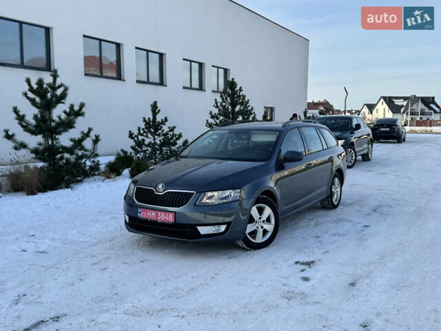 Серый Шкода Октавия, объемом двигателя 1.6 л и пробегом 216 тыс. км за 12500 $, фото 1 на Automoto.ua