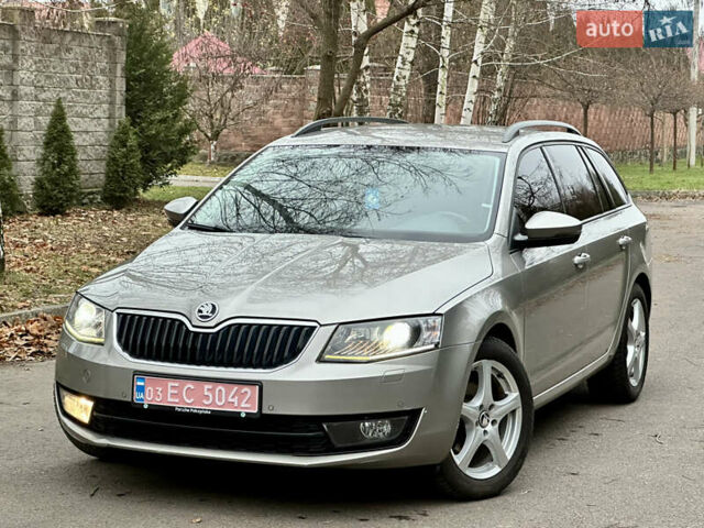Серый Шкода Октавия, объемом двигателя 2 л и пробегом 270 тыс. км за 10999 $, фото 1 на Automoto.ua