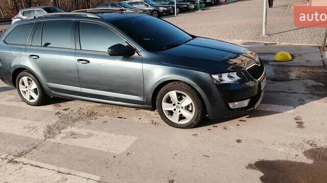 Серый Шкода Октавия, объемом двигателя 2 л и пробегом 261 тыс. км за 12200 $, фото 1 на Automoto.ua