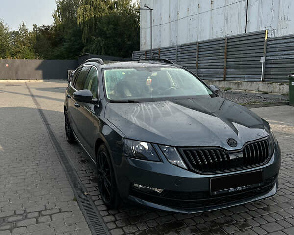 Серый Шкода Октавия, объемом двигателя 1.6 л и пробегом 277 тыс. км за 14800 $, фото 1 на Automoto.ua
