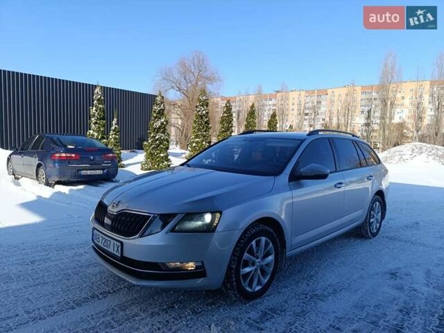 Серый Шкода Октавия, объемом двигателя 1.6 л и пробегом 179 тыс. км за 13700 $, фото 1 на Automoto.ua