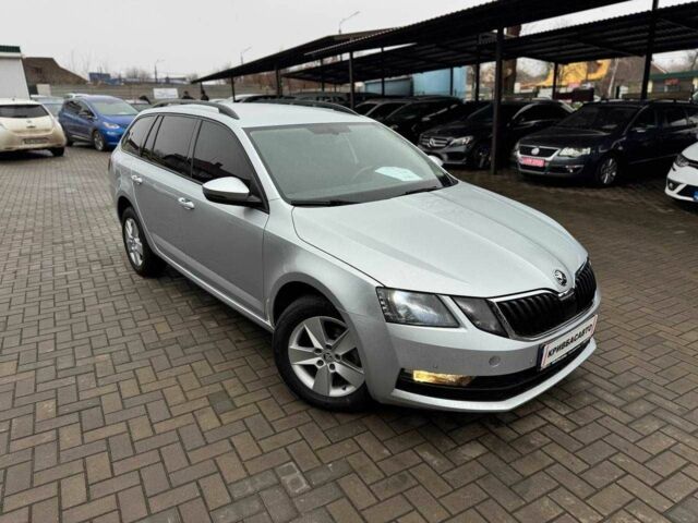 Серый Шкода Октавия, объемом двигателя 2 л и пробегом 242 тыс. км за 13600 $, фото 1 на Automoto.ua