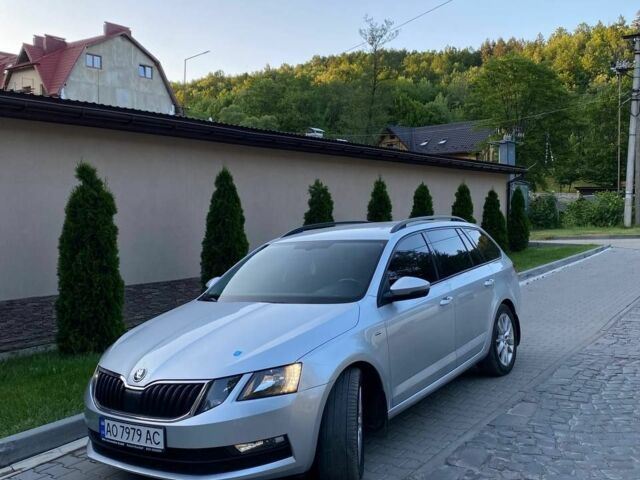 Сірий Шкода Октавія, об'ємом двигуна 1.6 л та пробігом 297 тис. км за 11990 $, фото 1 на Automoto.ua