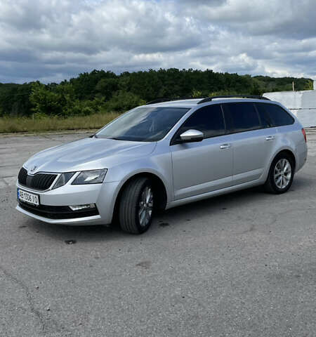 Сірий Шкода Октавія, об'ємом двигуна 1.6 л та пробігом 230 тис. км за 12400 $, фото 1 на Automoto.ua