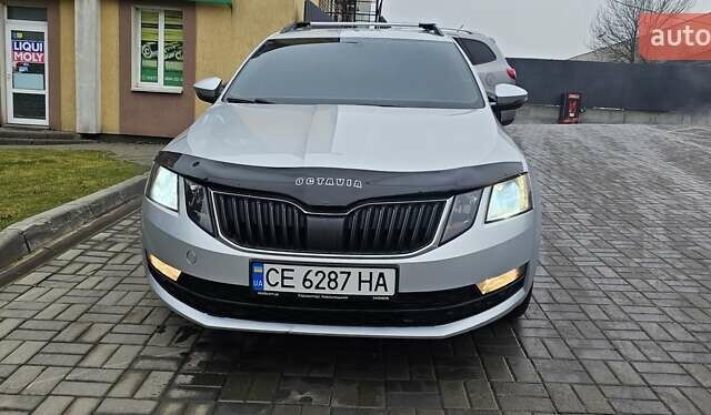 Серый Шкода Октавия, объемом двигателя 1.6 л и пробегом 322 тыс. км за 12000 $, фото 1 на Automoto.ua