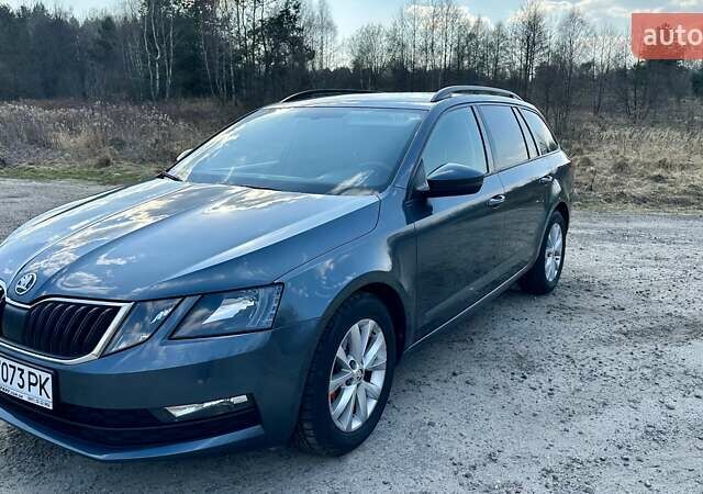 Серый Шкода Октавия, объемом двигателя 1.6 л и пробегом 291 тыс. км за 13350 $, фото 1 на Automoto.ua