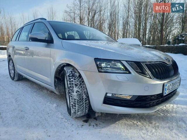 Сірий Шкода Октавія, об'ємом двигуна 1.6 л та пробігом 267 тис. км за 12750 $, фото 1 на Automoto.ua