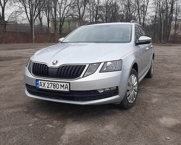 Серый Шкода Октавия, объемом двигателя 1.4 л и пробегом 286 тыс. км за 10999 $, фото 1 на Automoto.ua