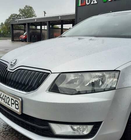 Сірий Шкода Октавія, об'ємом двигуна 1.6 л та пробігом 237 тис. км за 11800 $, фото 1 на Automoto.ua