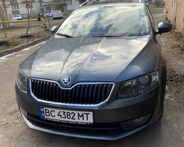 Серый Шкода Октавия, объемом двигателя 1.6 л и пробегом 239 тыс. км за 13500 $, фото 1 на Automoto.ua