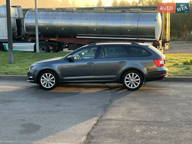 Сірий Шкода Октавія, об'ємом двигуна 1.6 л та пробігом 244 тис. км за 13300 $, фото 1 на Automoto.ua