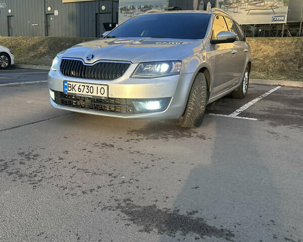 Серый Шкода Октавия, объемом двигателя 1.97 л и пробегом 289 тыс. км за 12500 $, фото 1 на Automoto.ua