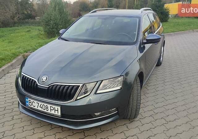 Серый Шкода Октавия, объемом двигателя 1.6 л и пробегом 259 тыс. км за 14999 $, фото 1 на Automoto.ua