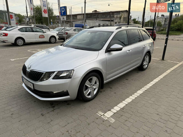 Серый Шкода Октавия, объемом двигателя 1.6 л и пробегом 62 тыс. км за 15900 $, фото 1 на Automoto.ua