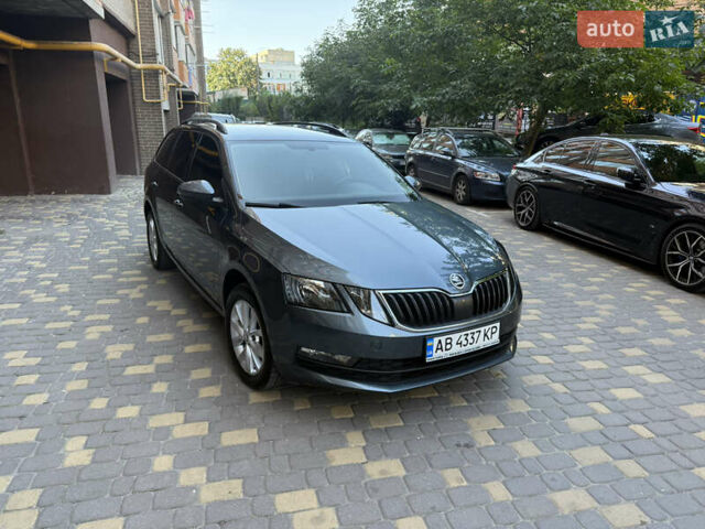 Сірий Шкода Октавія, об'ємом двигуна 1.6 л та пробігом 230 тис. км за 14500 $, фото 1 на Automoto.ua