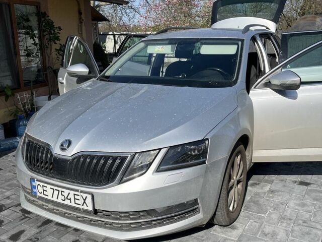 Серый Шкода Октавия, объемом двигателя 2 л и пробегом 250 тыс. км за 14500 $, фото 1 на Automoto.ua