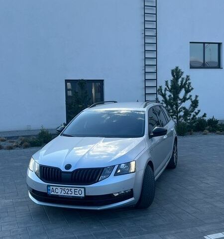 Серый Шкода Октавия, объемом двигателя 1.6 л и пробегом 300 тыс. км за 13450 $, фото 1 на Automoto.ua