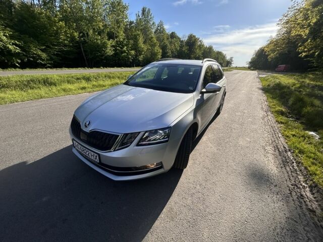 Сірий Шкода Октавія, об'ємом двигуна 1.6 л та пробігом 220 тис. км за 326 $, фото 1 на Automoto.ua
