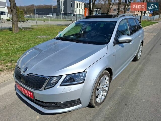 Сірий Шкода Октавія, об'ємом двигуна 0 л та пробігом 216 тис. км за 14300 $, фото 1 на Automoto.ua