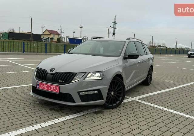 Серый Шкода Октавия, объемом двигателя 2 л и пробегом 260 тыс. км за 16999 $, фото 1 на Automoto.ua