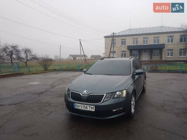 Серый Шкода Октавия, объемом двигателя 1.6 л и пробегом 287 тыс. км за 12300 $, фото 1 на Automoto.ua