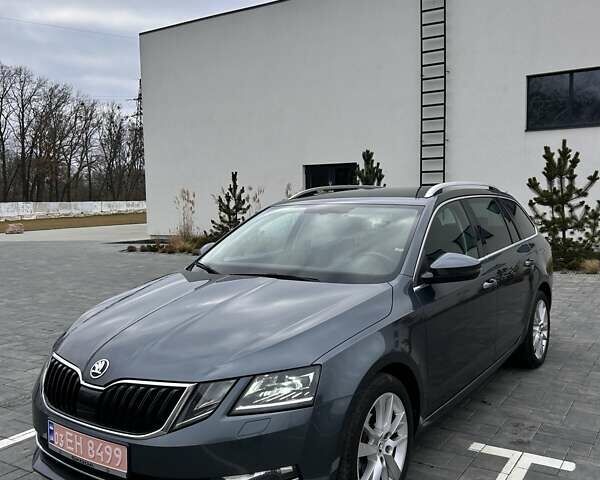 Серый Шкода Октавия, объемом двигателя 1.6 л и пробегом 194 тыс. км за 15400 $, фото 1 на Automoto.ua
