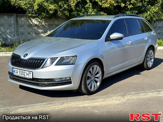 Серый Шкода Октавия, объемом двигателя 1.6 л и пробегом 256 тыс. км за 12000 $, фото 1 на Automoto.ua