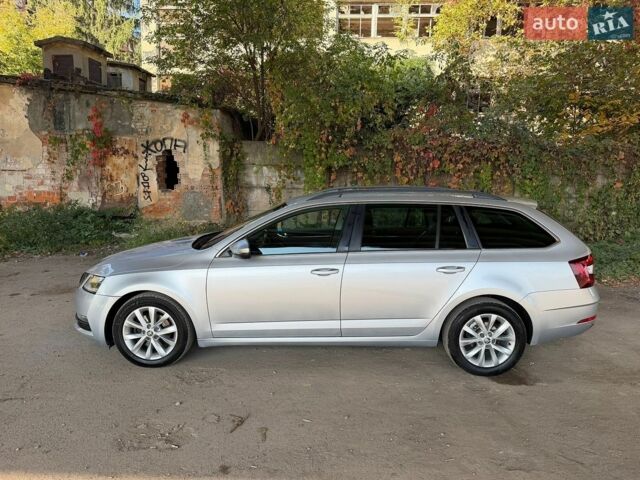 Сірий Шкода Октавія, об'ємом двигуна 2 л та пробігом 269 тис. км за 12999 $, фото 1 на Automoto.ua