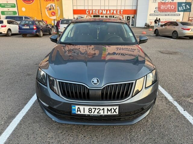 Сірий Шкода Октавія, об'ємом двигуна 1.6 л та пробігом 243 тис. км за 15450 $, фото 1 на Automoto.ua