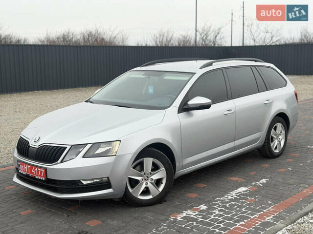 Сірий Шкода Октавія, об'ємом двигуна 1.97 л та пробігом 221 тис. км за 13900 $, фото 1 на Automoto.ua