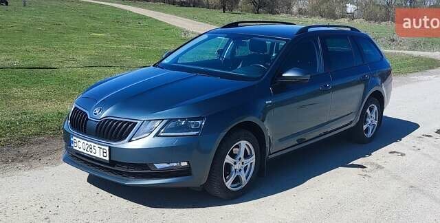 Сірий Шкода Октавія, об'ємом двигуна 1.97 л та пробігом 211 тис. км за 17900 $, фото 1 на Automoto.ua