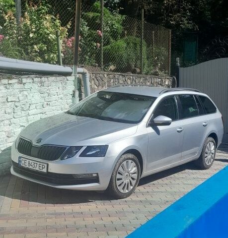 Серый Шкода Октавия, объемом двигателя 1.6 л и пробегом 211 тыс. км за 12530 $, фото 1 на Automoto.ua