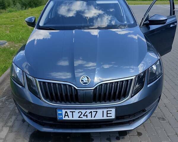 Серый Шкода Октавия, объемом двигателя 1.6 л и пробегом 273 тыс. км за 13100 $, фото 1 на Automoto.ua