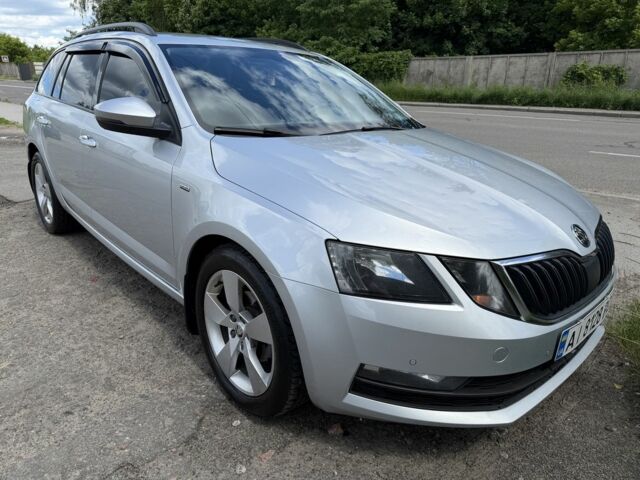 Сірий Шкода Октавія, об'ємом двигуна 1.6 л та пробігом 303 тис. км за 11500 $, фото 1 на Automoto.ua