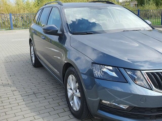 Серый Шкода Октавия, объемом двигателя 1.6 л и пробегом 147 тыс. км за 14700 $, фото 1 на Automoto.ua