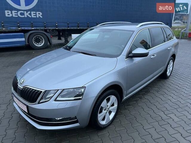 Серый Шкода Октавия, объемом двигателя 1.6 л и пробегом 197 тыс. км за 14900 $, фото 1 на Automoto.ua
