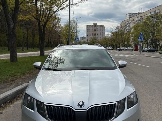 Серый Шкода Октавия, объемом двигателя 1.6 л и пробегом 300 тыс. км за 12200 $, фото 1 на Automoto.ua