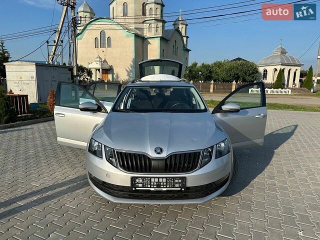 Серый Шкода Октавия, объемом двигателя 1.6 л и пробегом 149 тыс. км за 13750 $, фото 1 на Automoto.ua