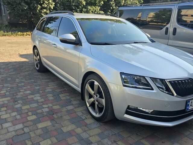 Сірий Шкода Октавія, об'ємом двигуна 2 л та пробігом 280 тис. км за 14900 $, фото 1 на Automoto.ua