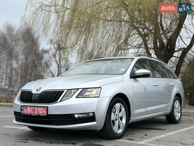 Серый Шкода Октавия, объемом двигателя 1.6 л и пробегом 152 тыс. км за 14100 $, фото 1 на Automoto.ua