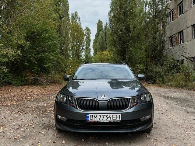 Серый Шкода Октавия, объемом двигателя 1.6 л и пробегом 245 тыс. км за 13500 $, фото 1 на Automoto.ua