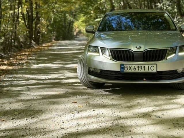Сірий Шкода Октавія, об'ємом двигуна 1.97 л та пробігом 281 тис. км за 13999 $, фото 1 на Automoto.ua