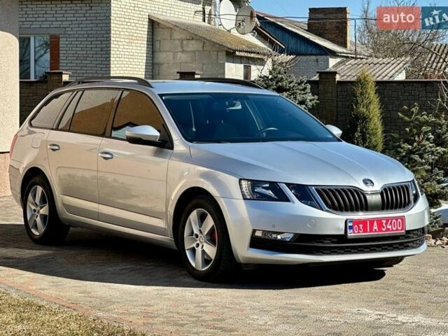 Серый Шкода Октавия, объемом двигателя 2 л и пробегом 245 тыс. км за 13200 $, фото 1 на Automoto.ua