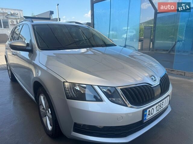 Серый Шкода Октавия, объемом двигателя 1.6 л и пробегом 255 тыс. км за 11300 $, фото 1 на Automoto.ua