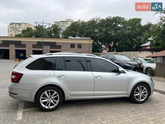 Серый Шкода Октавия, объемом двигателя 1.97 л и пробегом 210 тыс. км за 15900 $, фото 1 на Automoto.ua