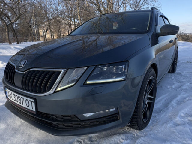 Сірий Шкода Октавія, об'ємом двигуна 1.97 л та пробігом 223 тис. км за 16300 $, фото 1 на Automoto.ua