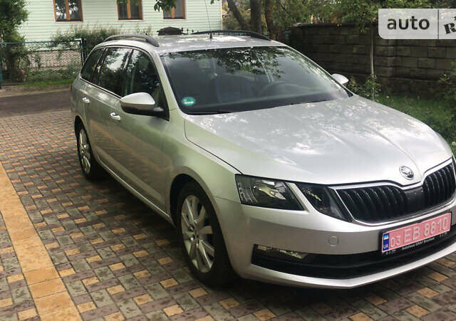 Серый Шкода Октавия, объемом двигателя 1.6 л и пробегом 295 тыс. км за 12600 $, фото 1 на Automoto.ua