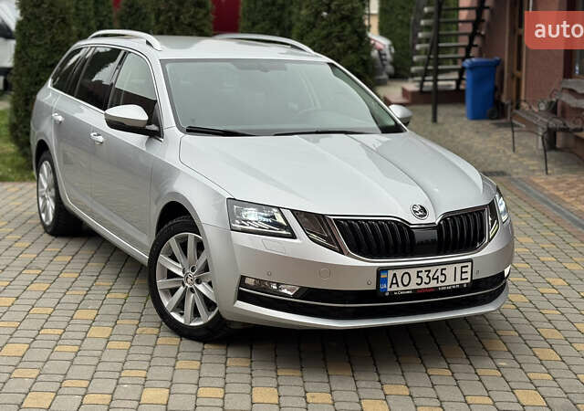 Серый Шкода Октавия, объемом двигателя 1.6 л и пробегом 194 тыс. км за 15450 $, фото 1 на Automoto.ua