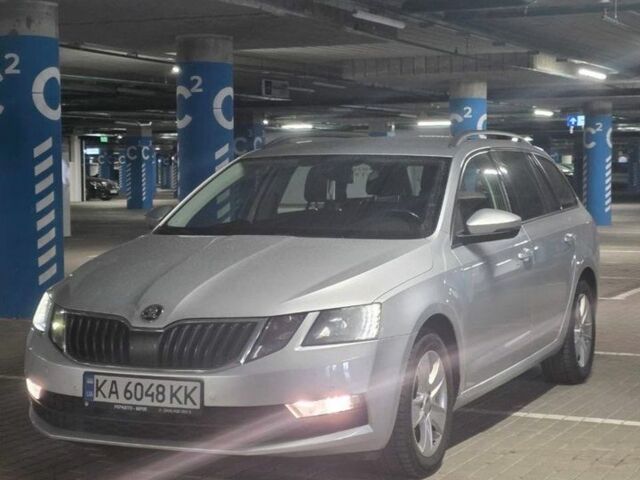 Серый Шкода Октавия, объемом двигателя 1.6 л и пробегом 340 тыс. км за 11500 $, фото 1 на Automoto.ua