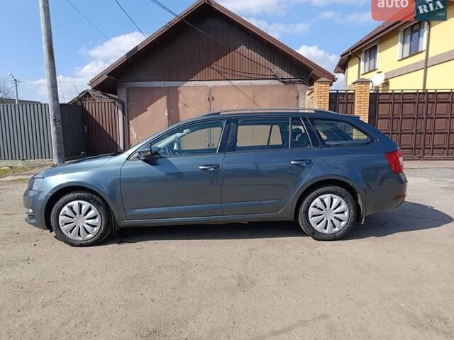 Серый Шкода Октавия, объемом двигателя 1.8 л и пробегом 135 тыс. км за 13500 $, фото 1 на Automoto.ua